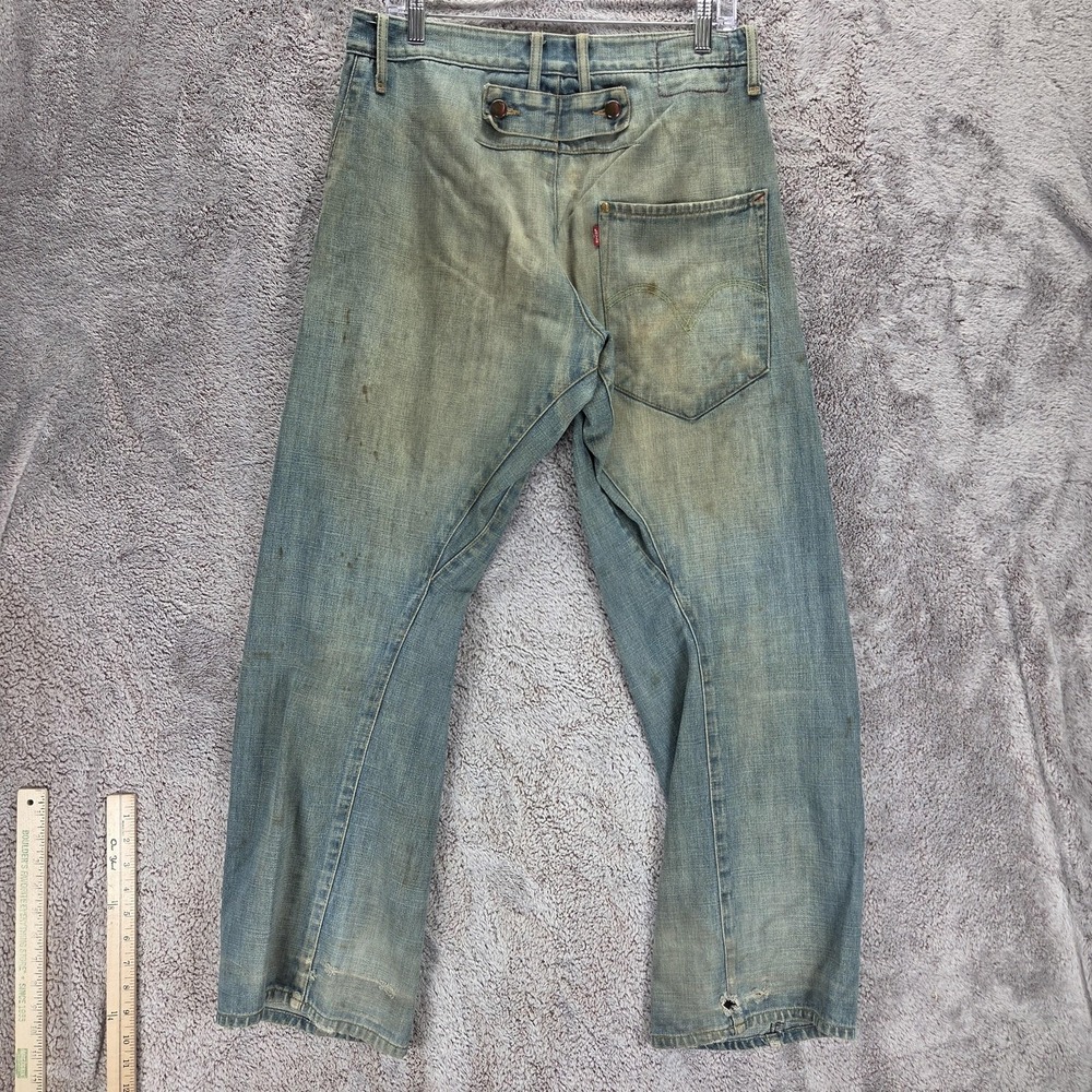 Vintage Levis Engineered Jeans Mens 32x32 Blue Dirty Wash Cinch Back Twisted